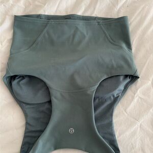 Lululemon Green Sport Bra: Medium Support